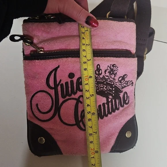 Juicy Couture 🥳 HOST PIC🥳 y2k Velour Crown Juicy Small Crossbody Bag - Picture 13 of 17